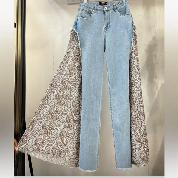 Light Blue Jeans Paisley Polyester Print on side of the Wide Leg Size: XS - Picture 3 of 10
